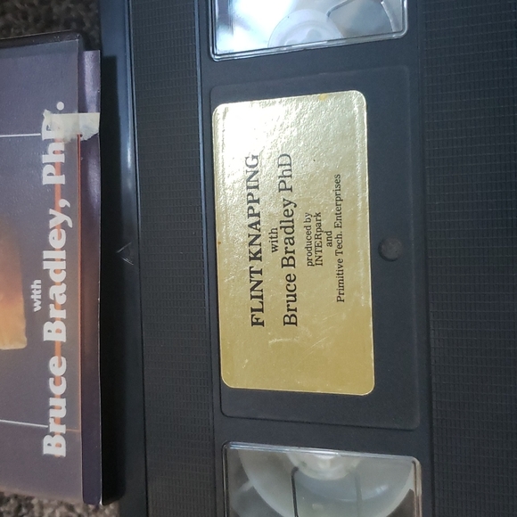Flintknapping VHS - Picture 2 of 3